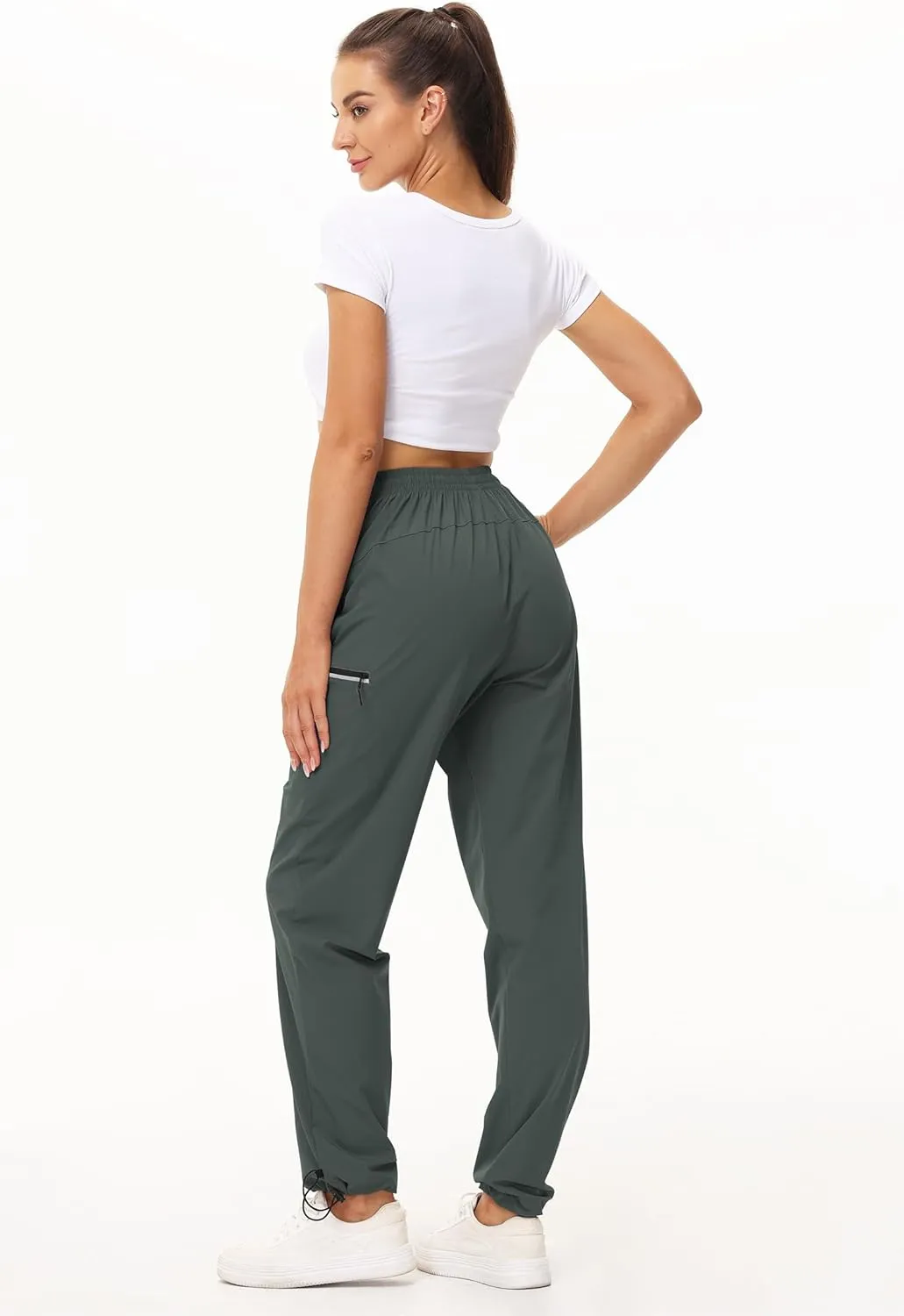 Cakulo Women's Hiking Pants Lightweight Water Resistant Golf Cargo Pants 2025 Summer Travel Trekking Fishing Pants Pockets