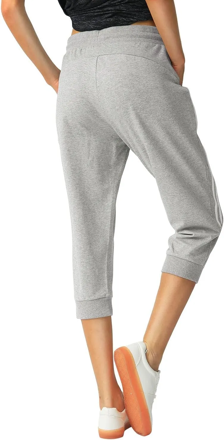 SPECIALMAGIC Women's 2 Pack Capri Pants Cropped Joggers with Pockets Capri Sweatpants
