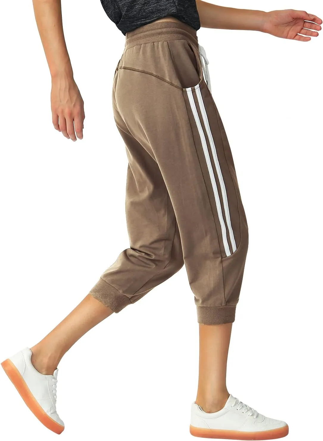 SPECIALMAGIC Women's Capri Pants Cropped Joggers with Pockets Elastic Waist Drawstring Capri Sweatpants