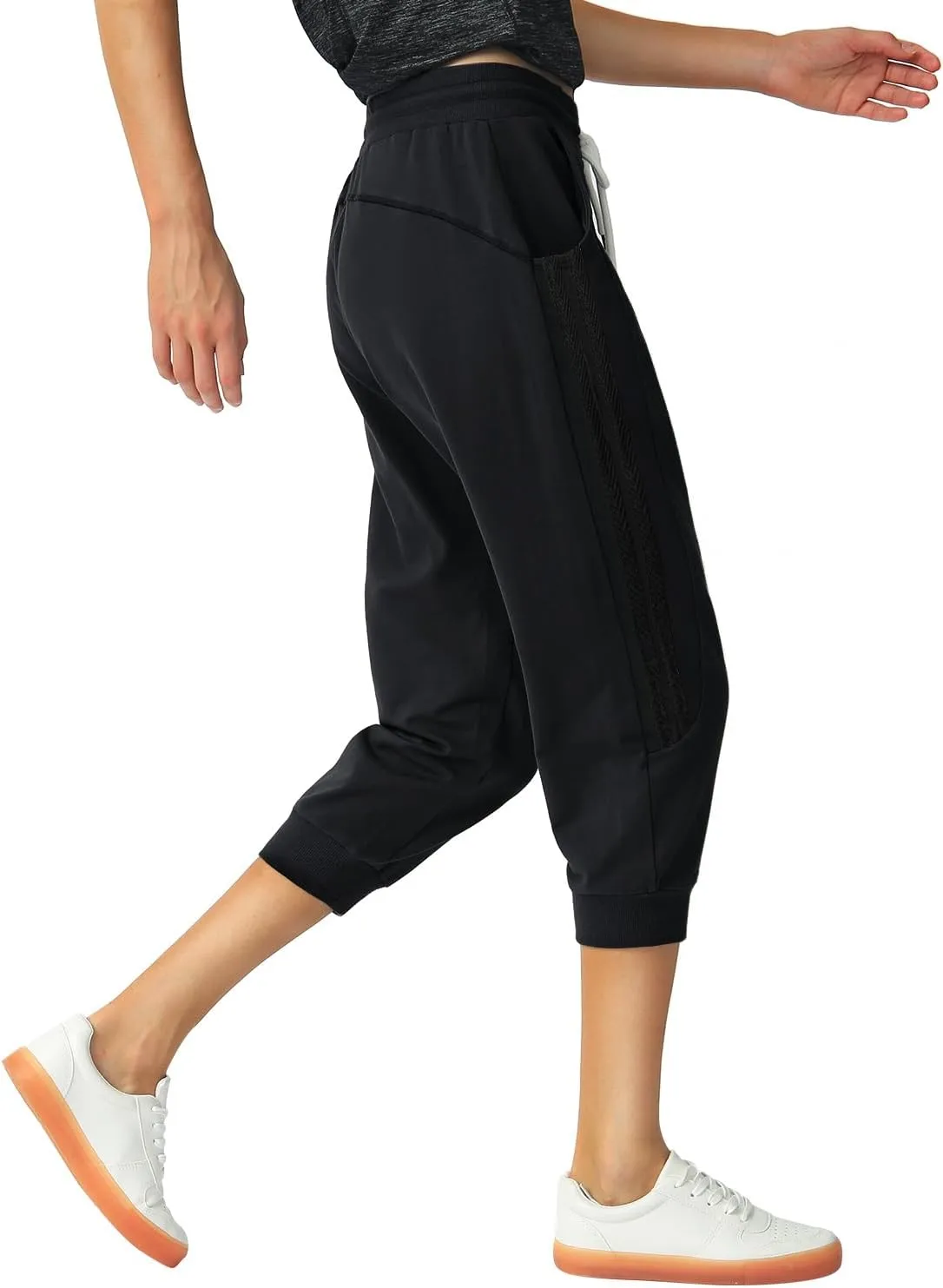 SPECIALMAGIC Women's Capri Pants Cropped Joggers with Pockets Elastic Waist Drawstring Capri Sweatpants
