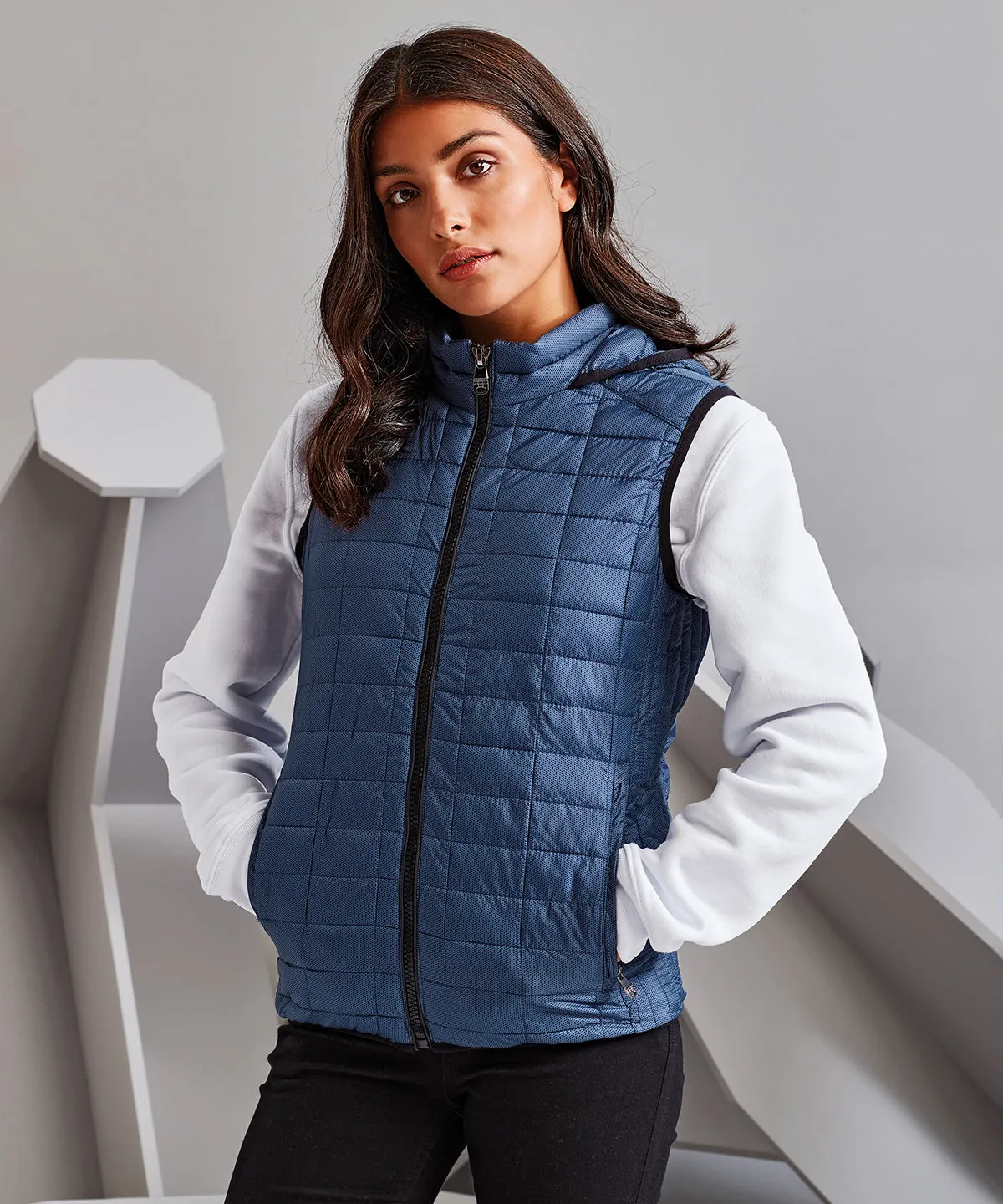 Womens honeycomb hooded gilet | White